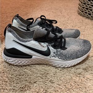 Nike Epic React Flyknit Running Shoes color: Gray/White / Size 11.5